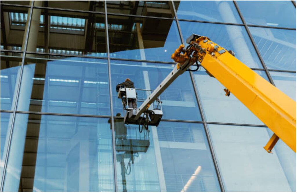 Building Facade Washing in Dakar - Vigilus Facilities